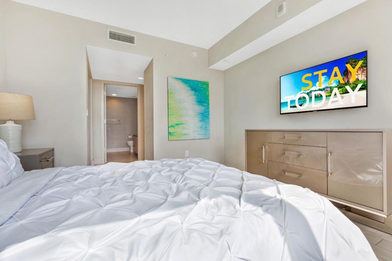 Resort-Style Living With Direct Ocean Views - 3Br Beauty Hallandale Beach Luaran gambar