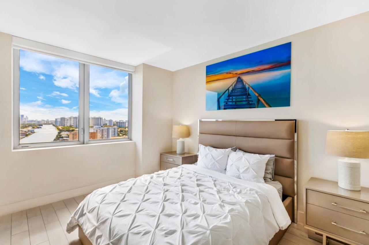 Resort-Style Living With Direct Ocean Views - 3Br Beauty Hallandale Beach Luaran gambar