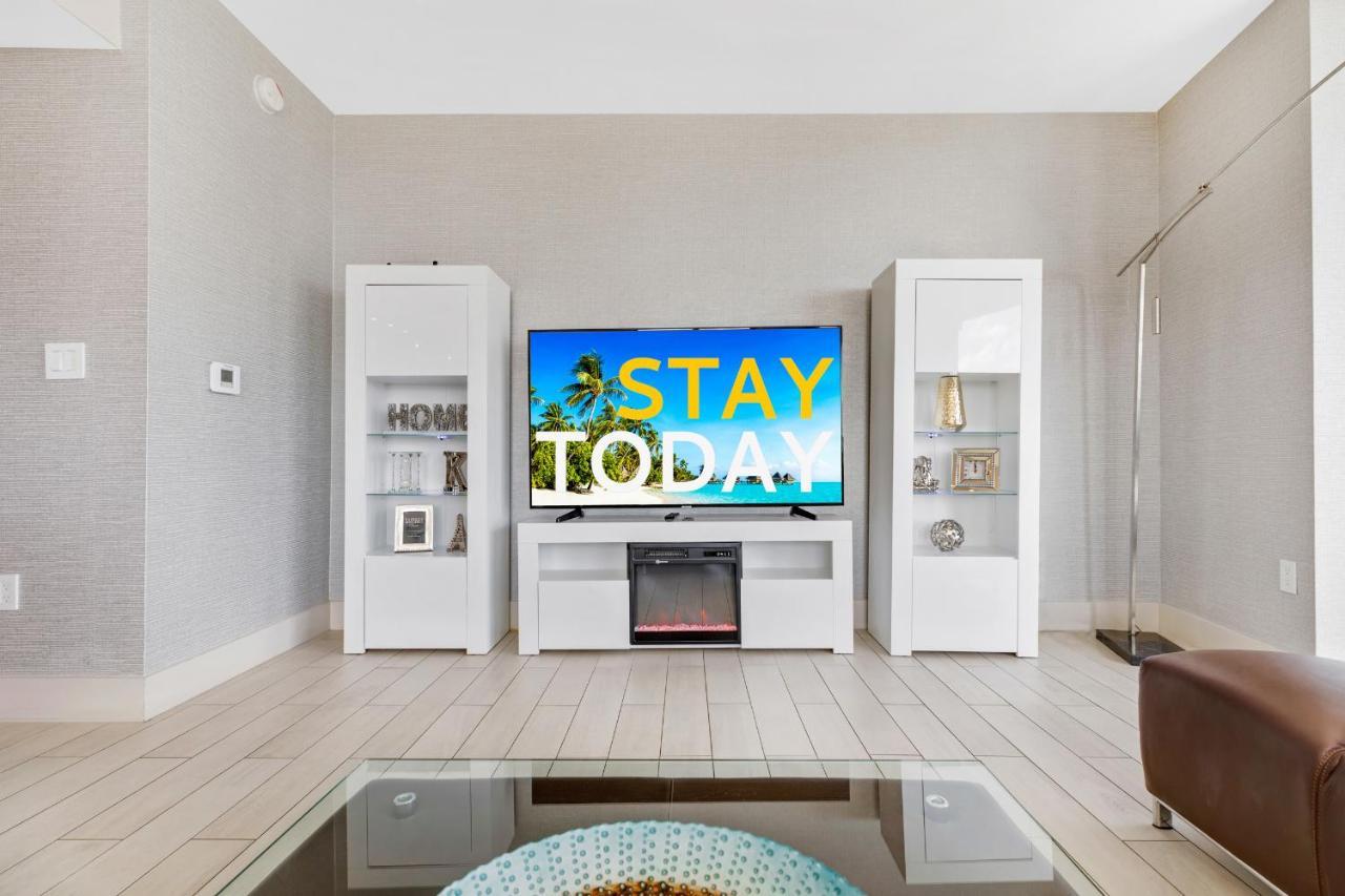 Resort-Style Living With Direct Ocean Views - 3Br Beauty Hallandale Beach Luaran gambar