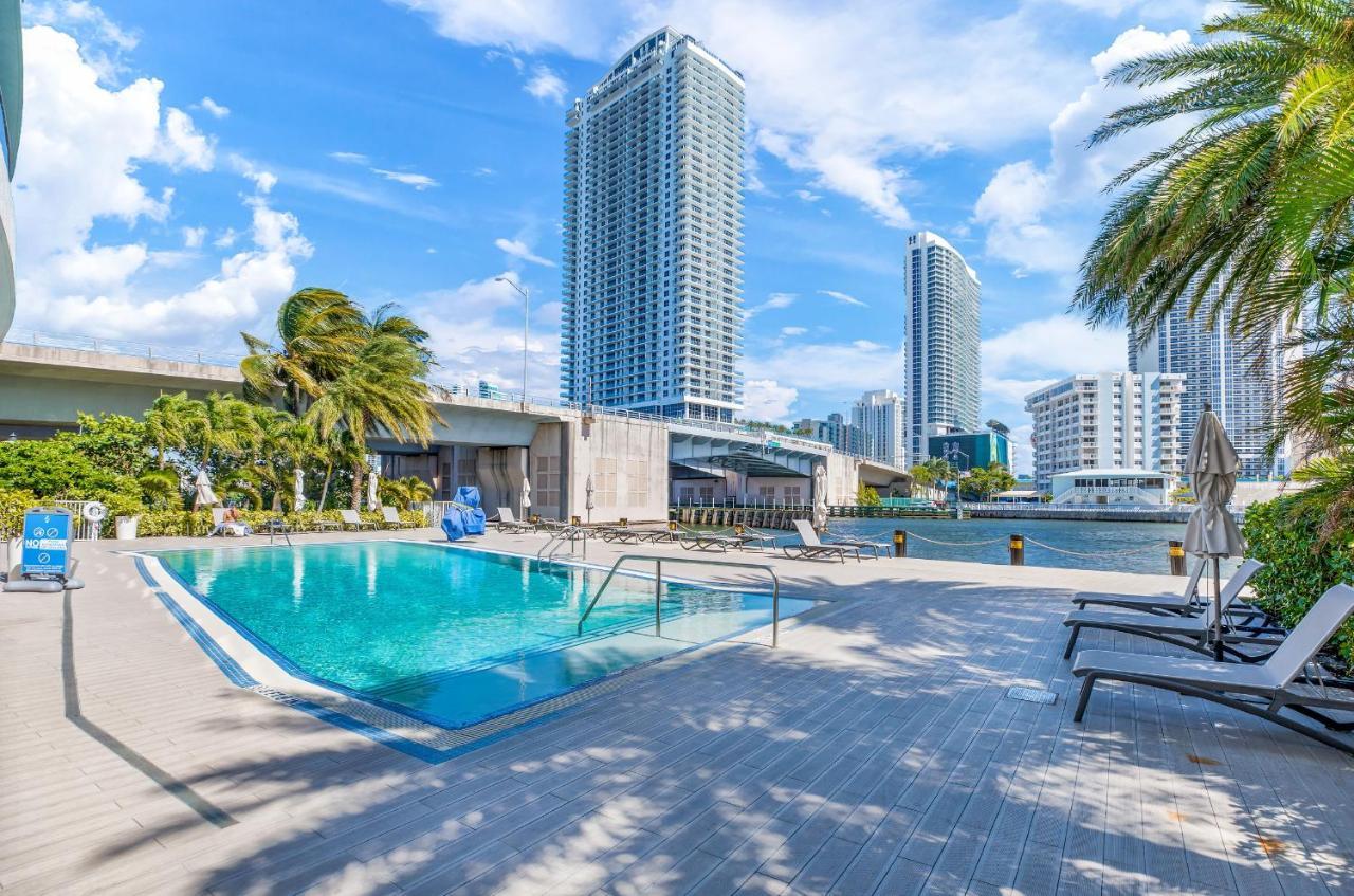 Resort-Style Living With Direct Ocean Views - 3Br Beauty Hallandale Beach Luaran gambar