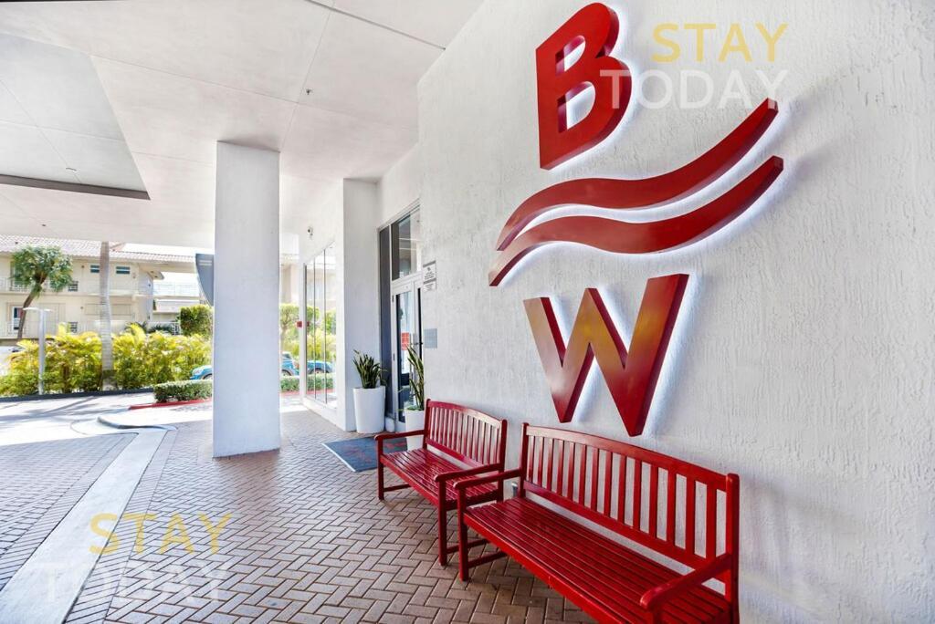 Resort-Style Living With Direct Ocean Views - 3Br Beauty Hallandale Beach Luaran gambar